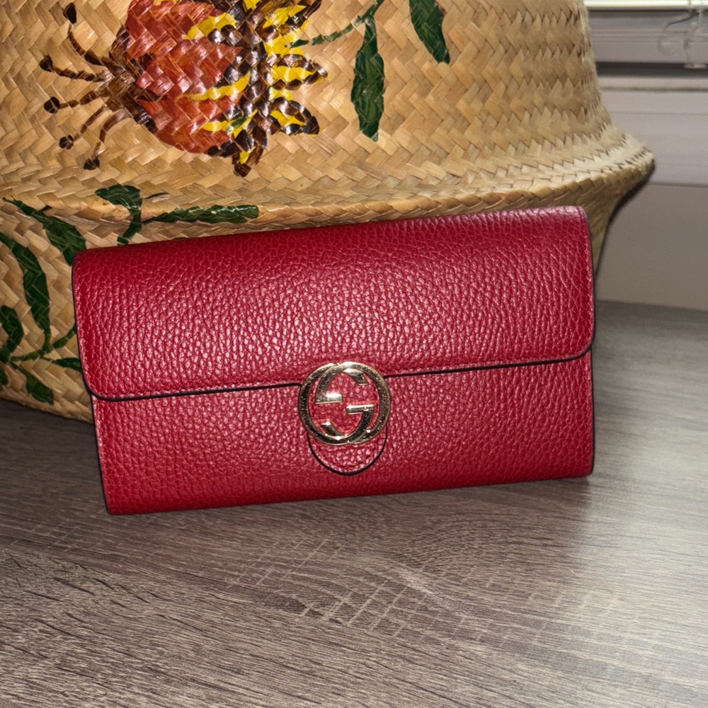 Gucci Crimson Leather Wristlet - Picture 2 of 5